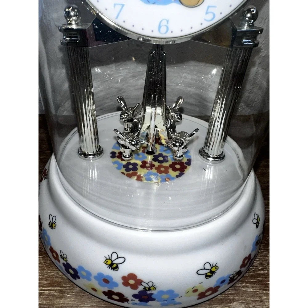 RARE Vtg Disney Winnie The Pooh Honey Bee  Collectable Anniversary Clock-tested